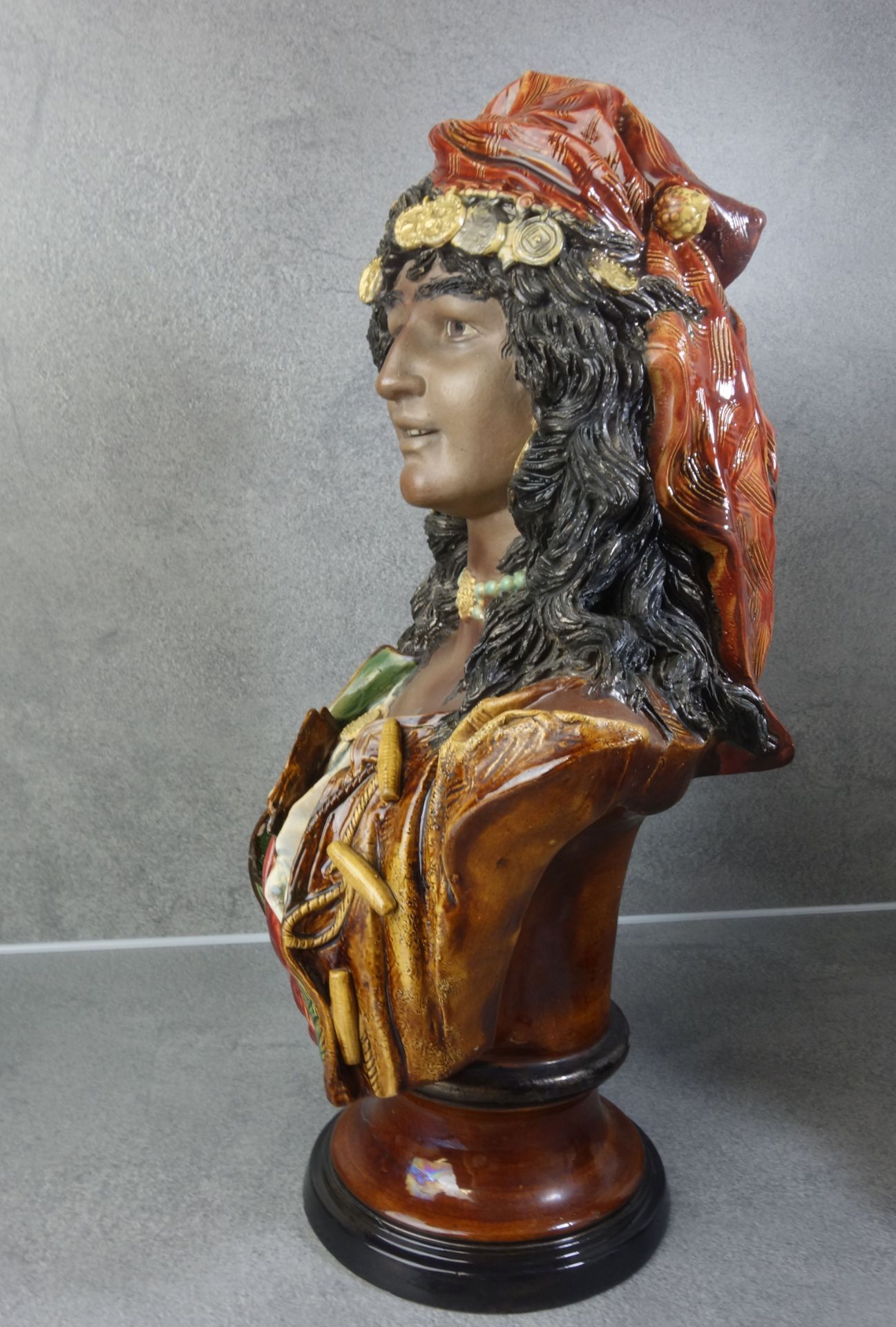 R. STURM SCULPTURES: "MUSICIAN" AND "FORTUNE TELLER" - Image 4 of 6