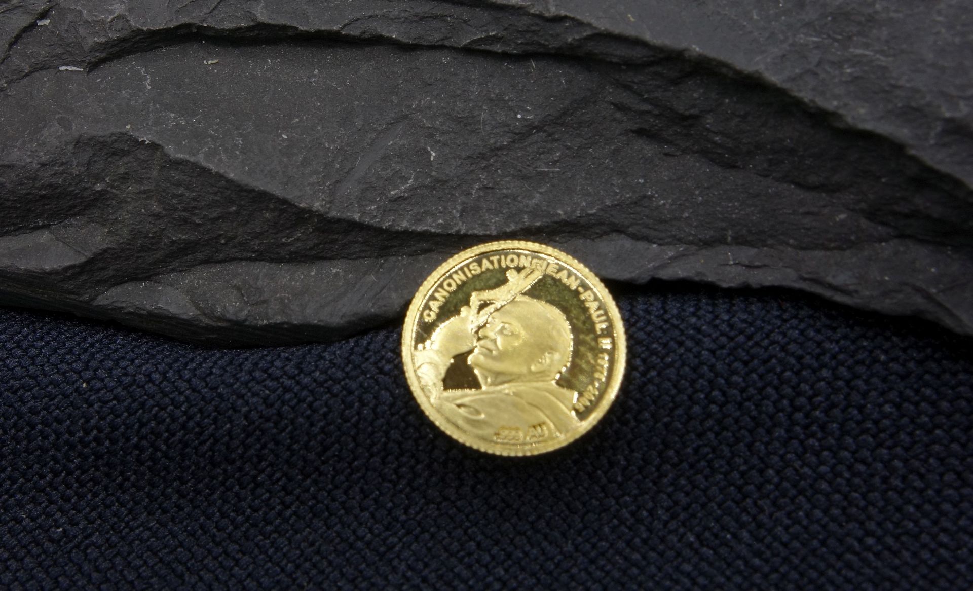 GOLD COIN