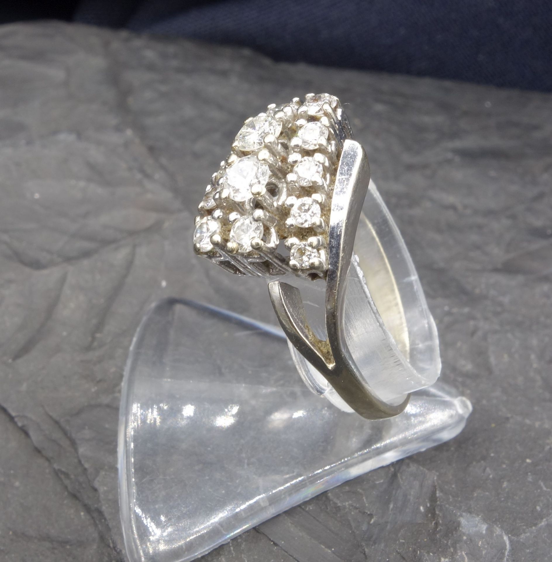 RING - 14 ct white gold - Image 2 of 4