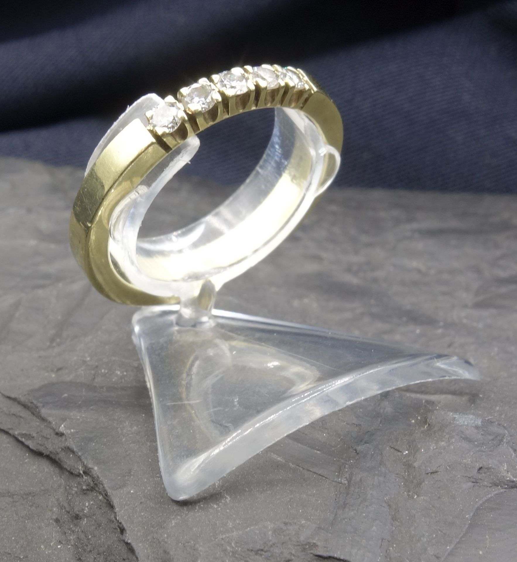 RING - 14 ct yellow gold