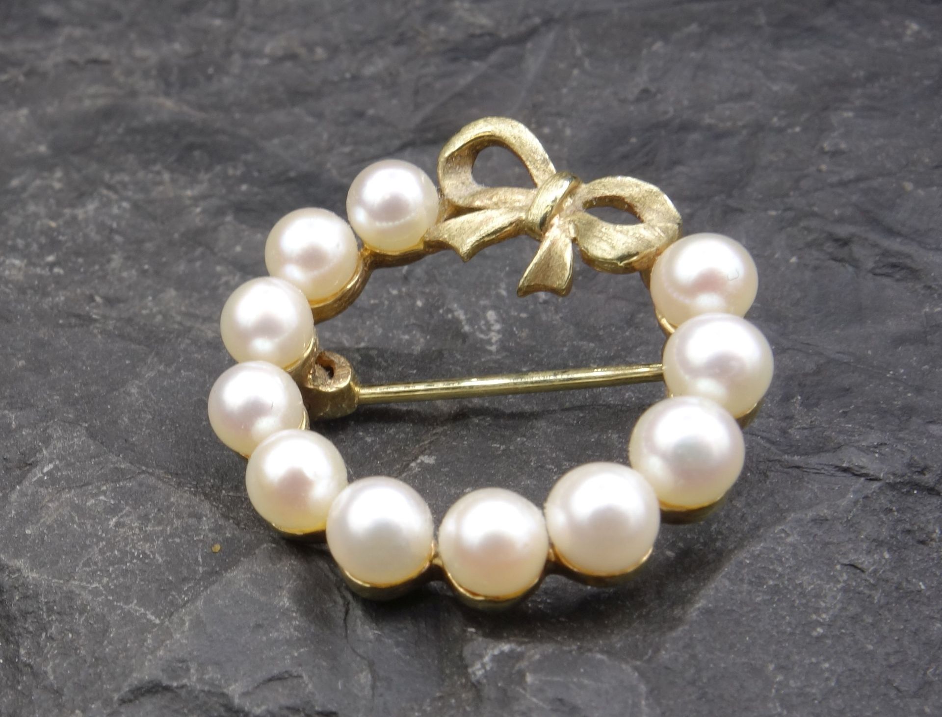PEARL BROOCH - 8 ct. yellow gold - Image 2 of 5
