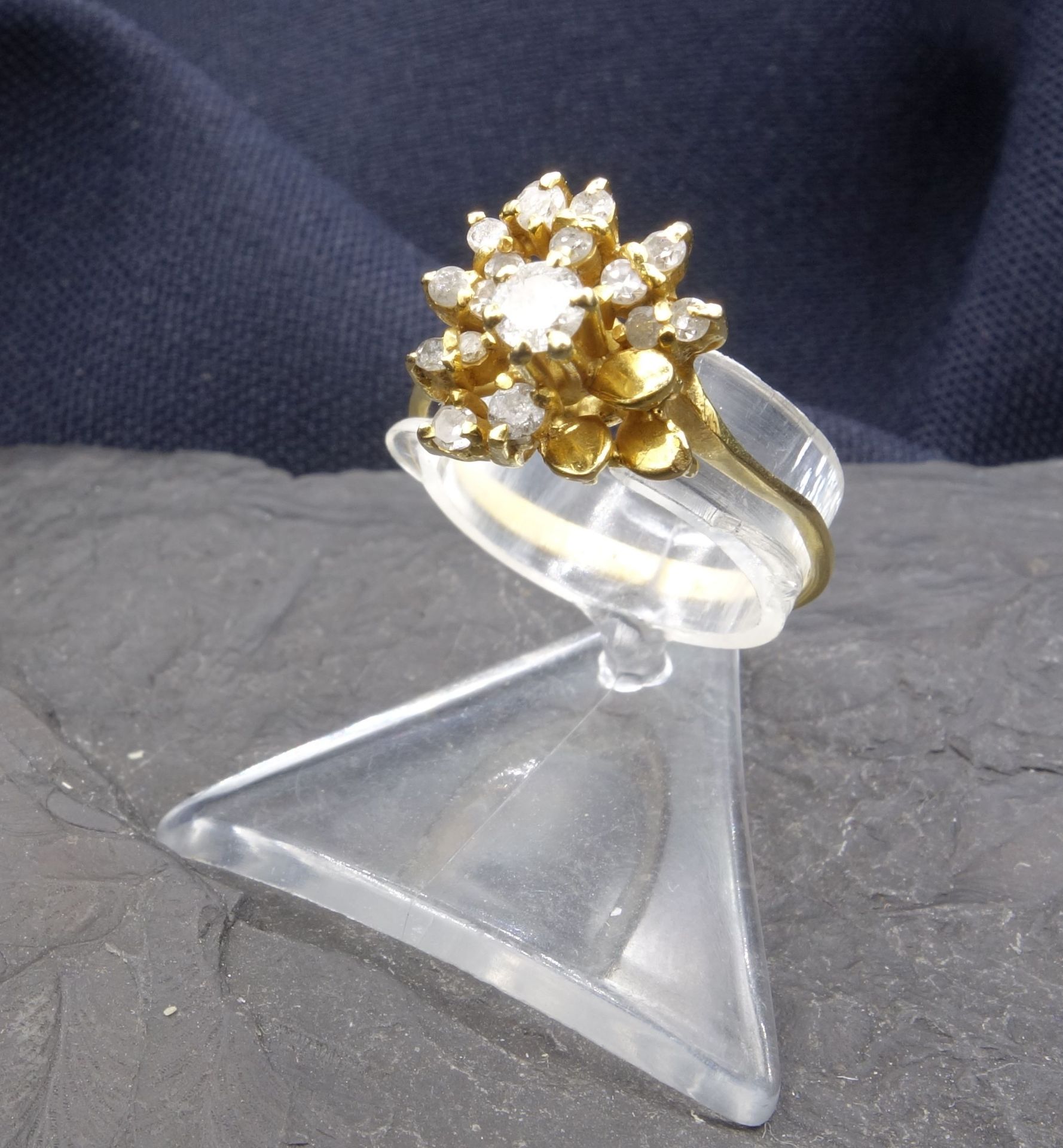 RING - 18 ct yellow gold - Image 2 of 4