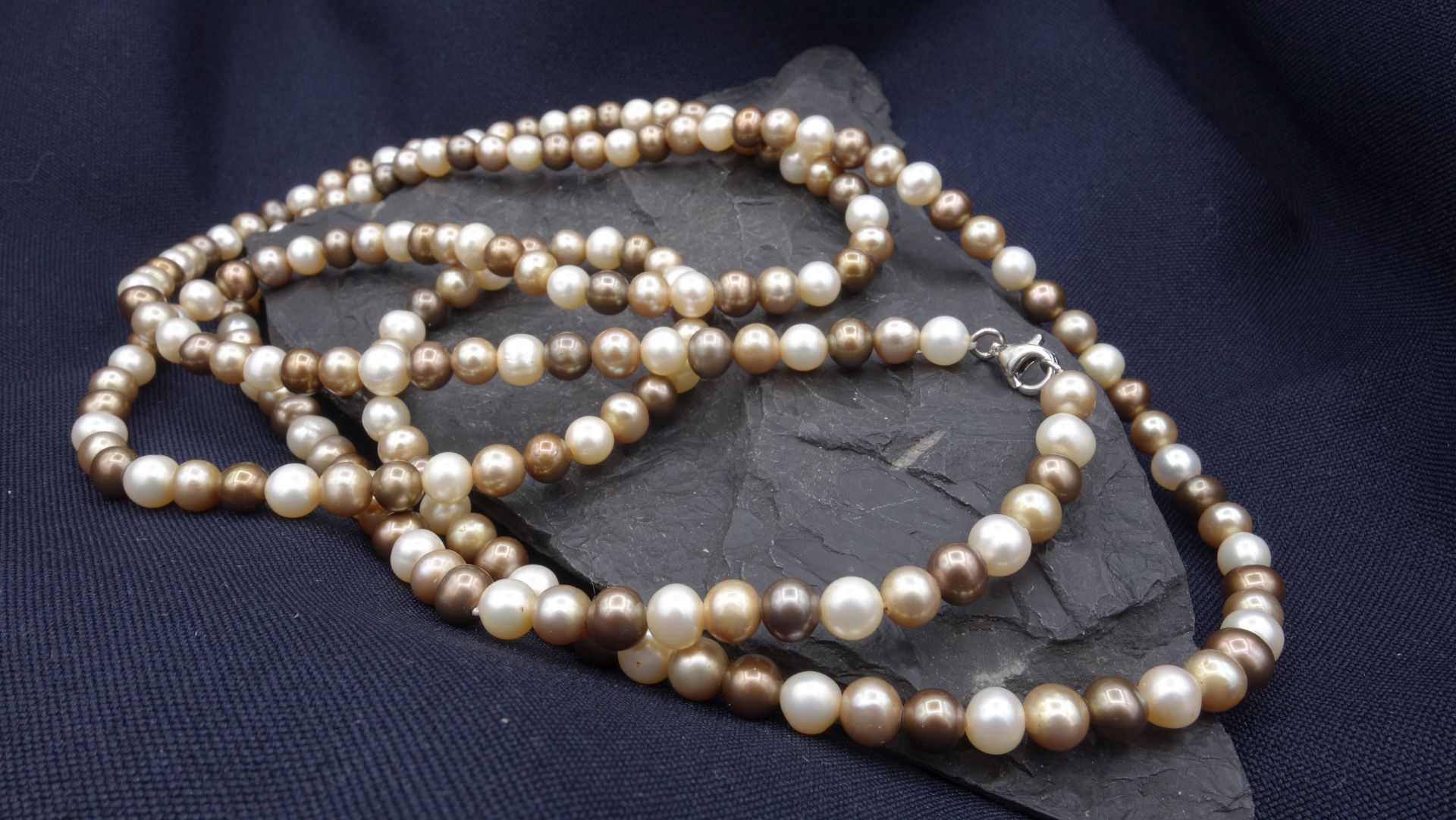 PEARL CHAIN