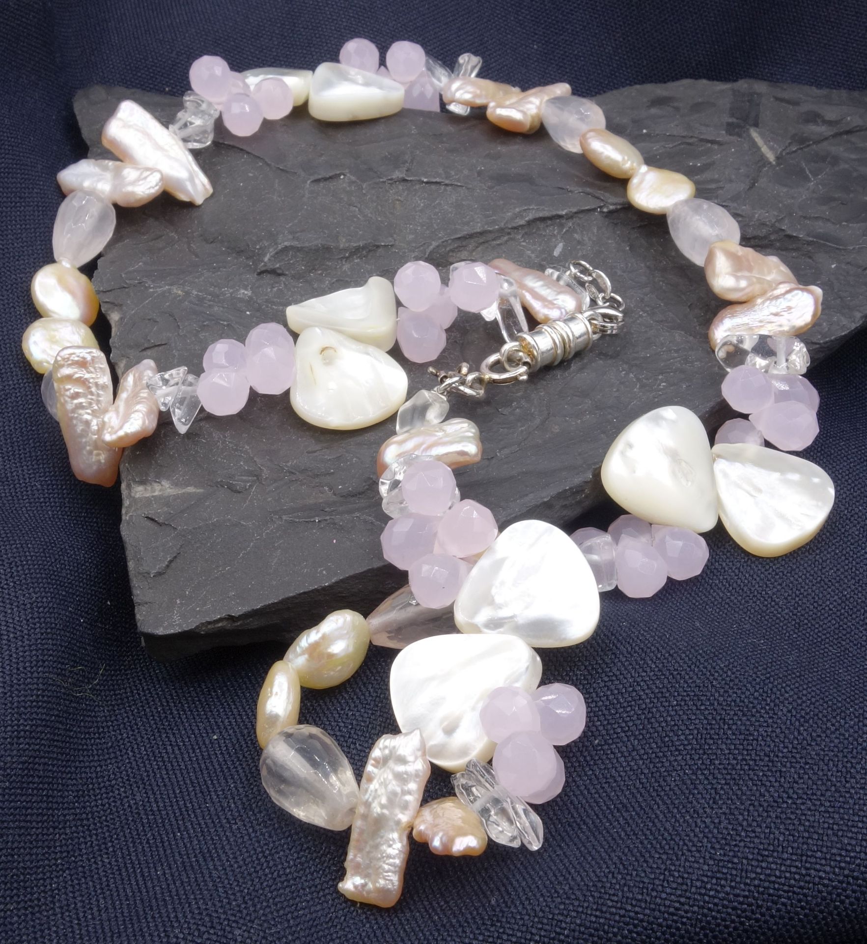 CHAIN WITH PEARLS AND GEMINES - Image 4 of 5