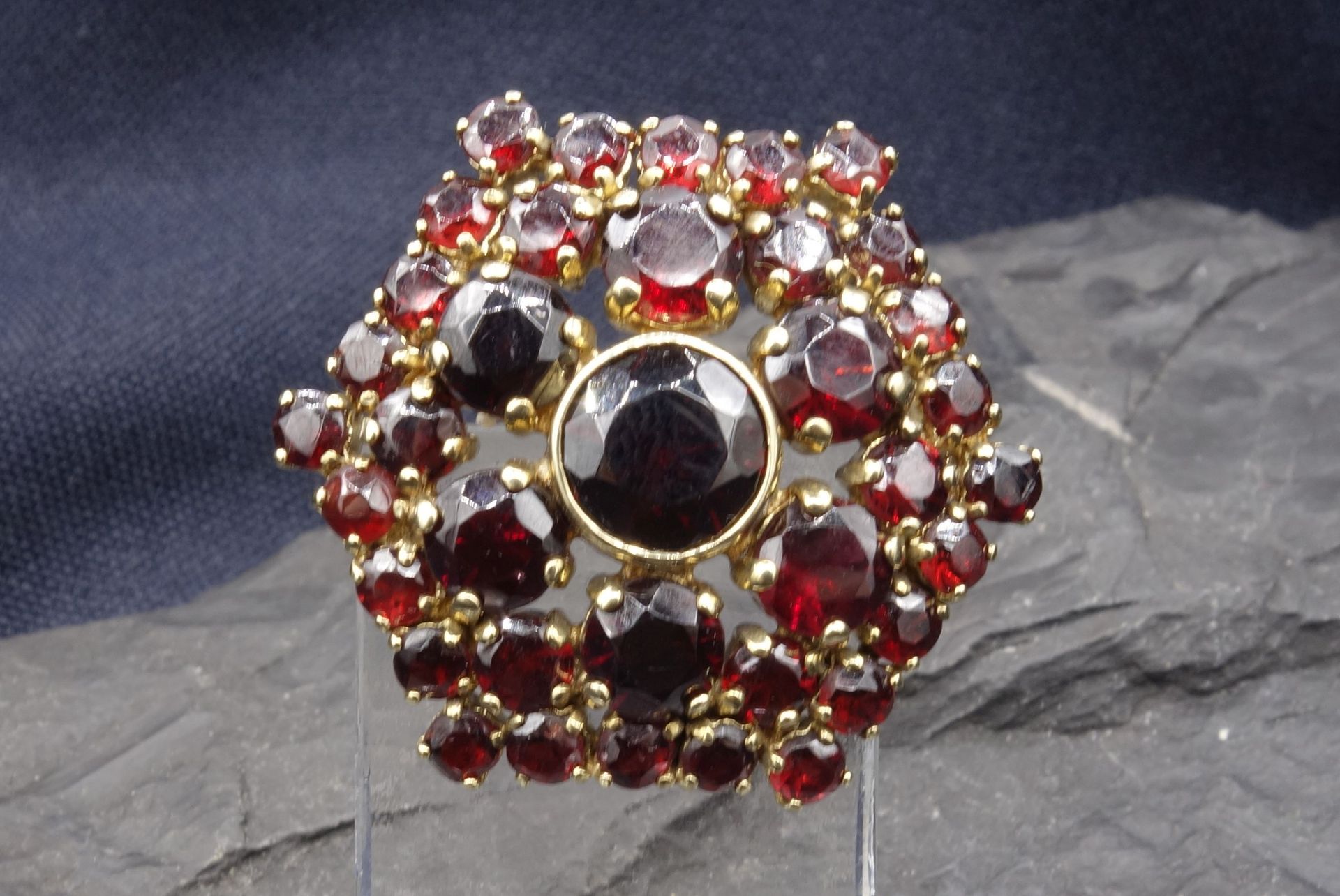 Garnet brooch