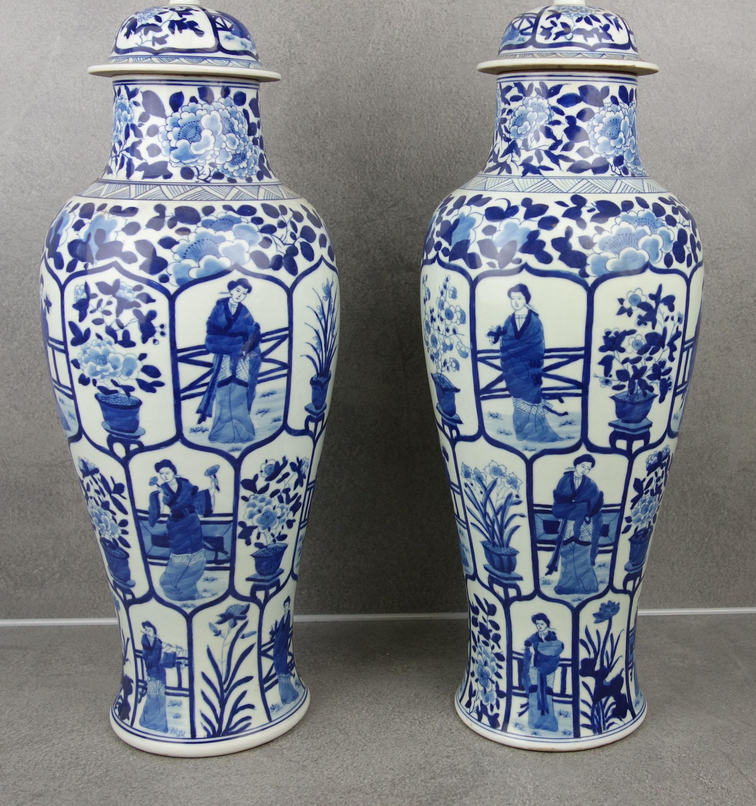 PAIR OF LID VASES - Image 2 of 8