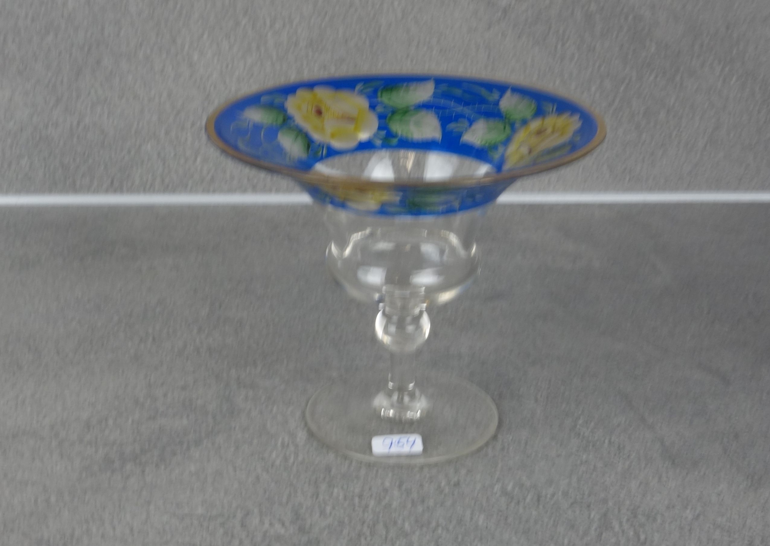 BOWL ON A STAND
