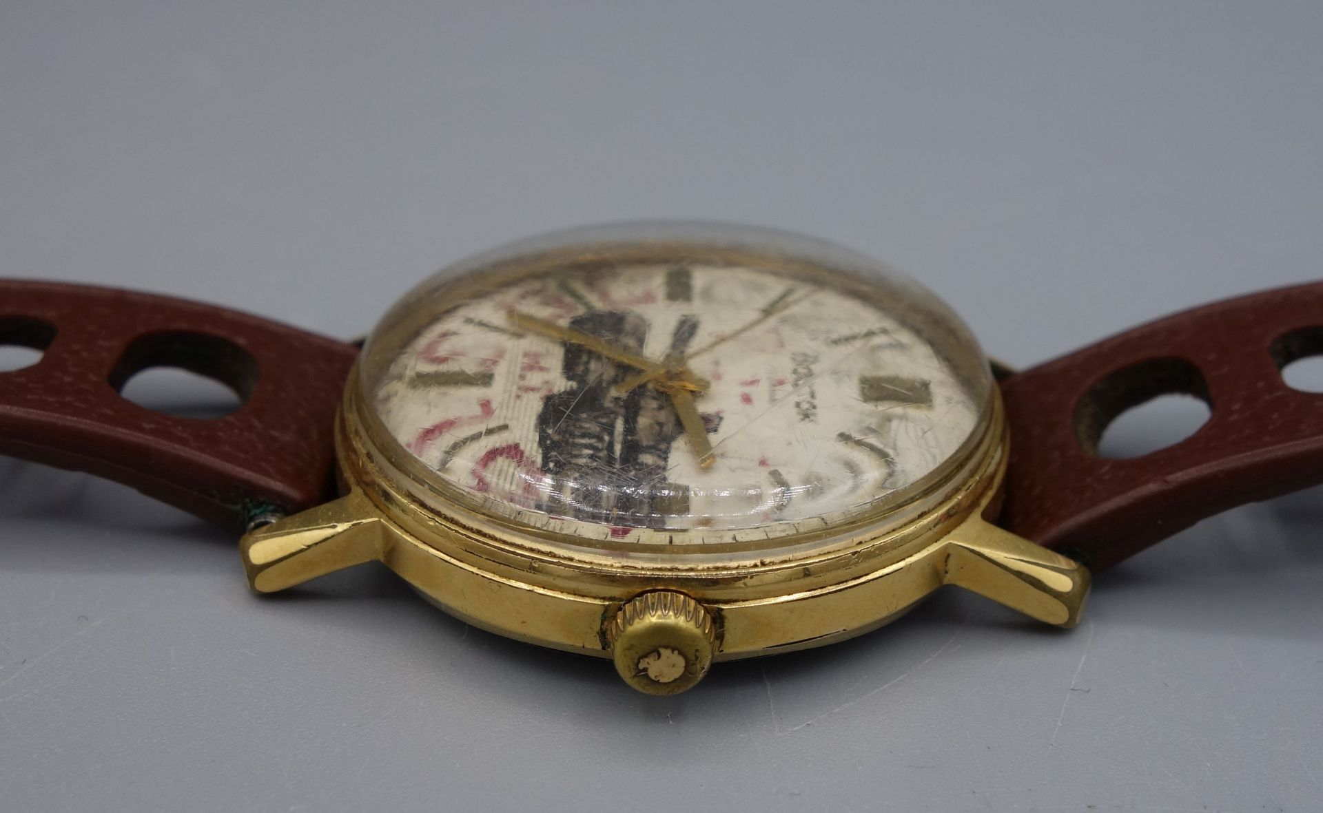 VINTAGE WATCH: WOSTOK  - Image 4 of 6