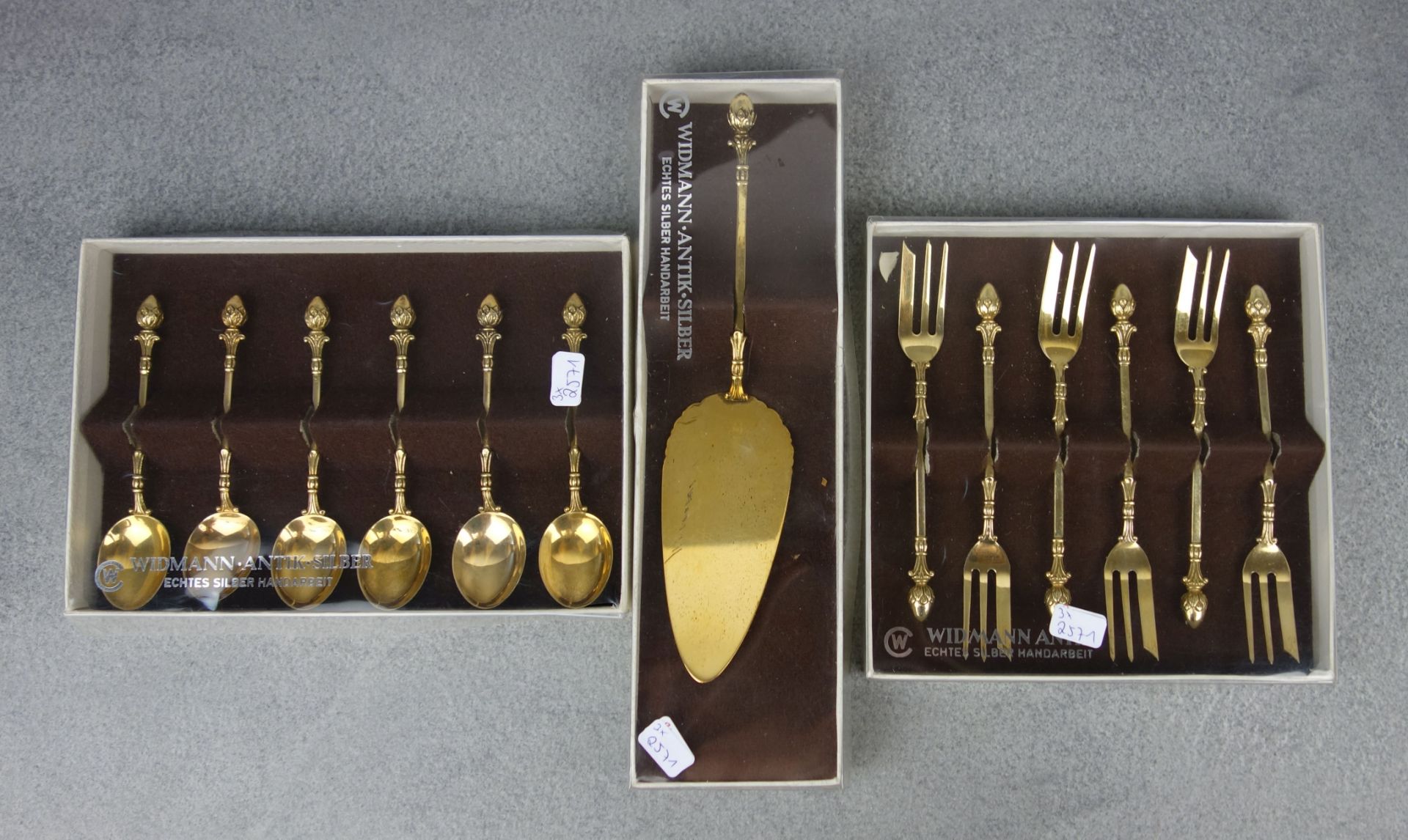 GILDED COFFEE SET FOR 6 PERSONS