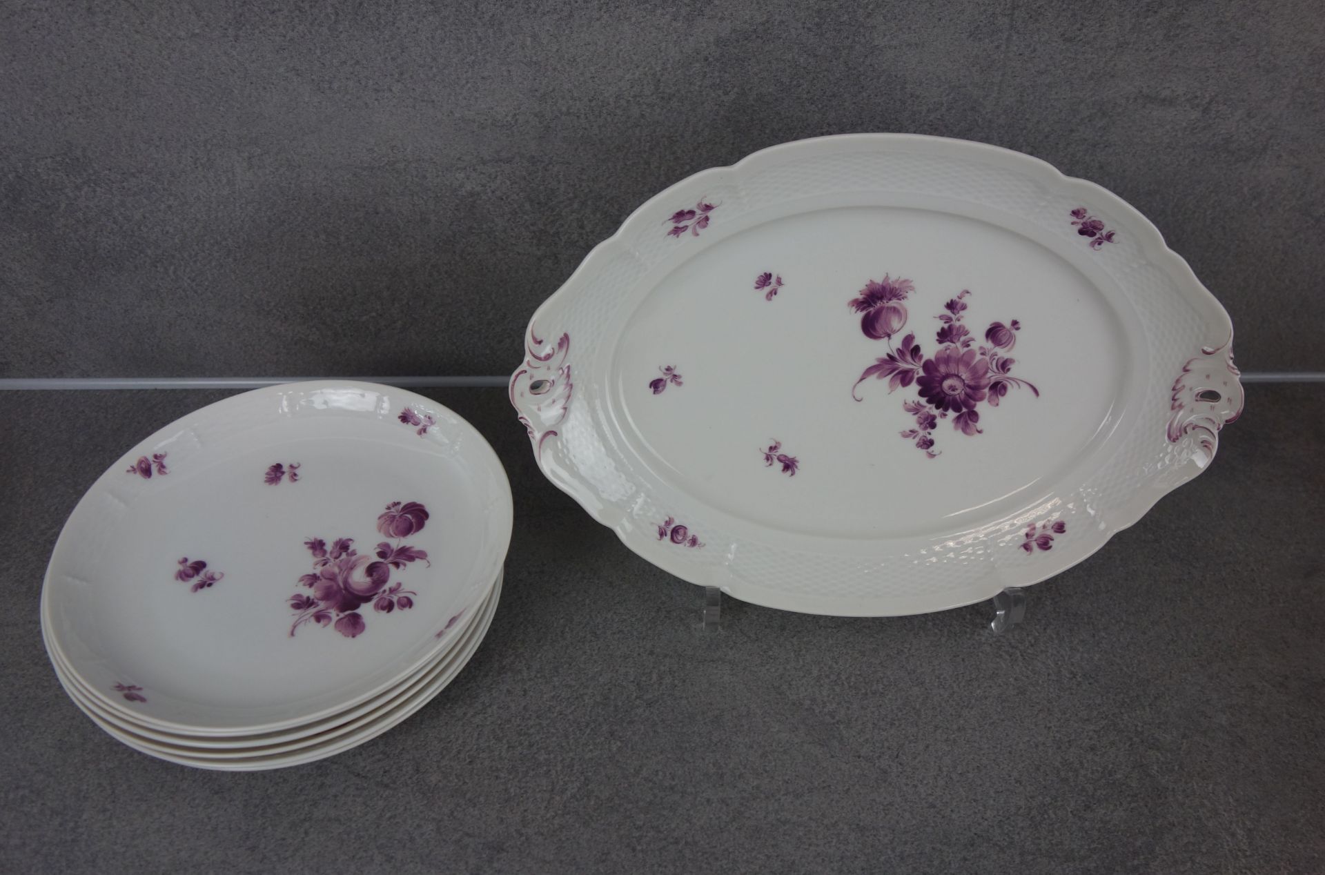 DINNER SERVICE - Image 11 of 15