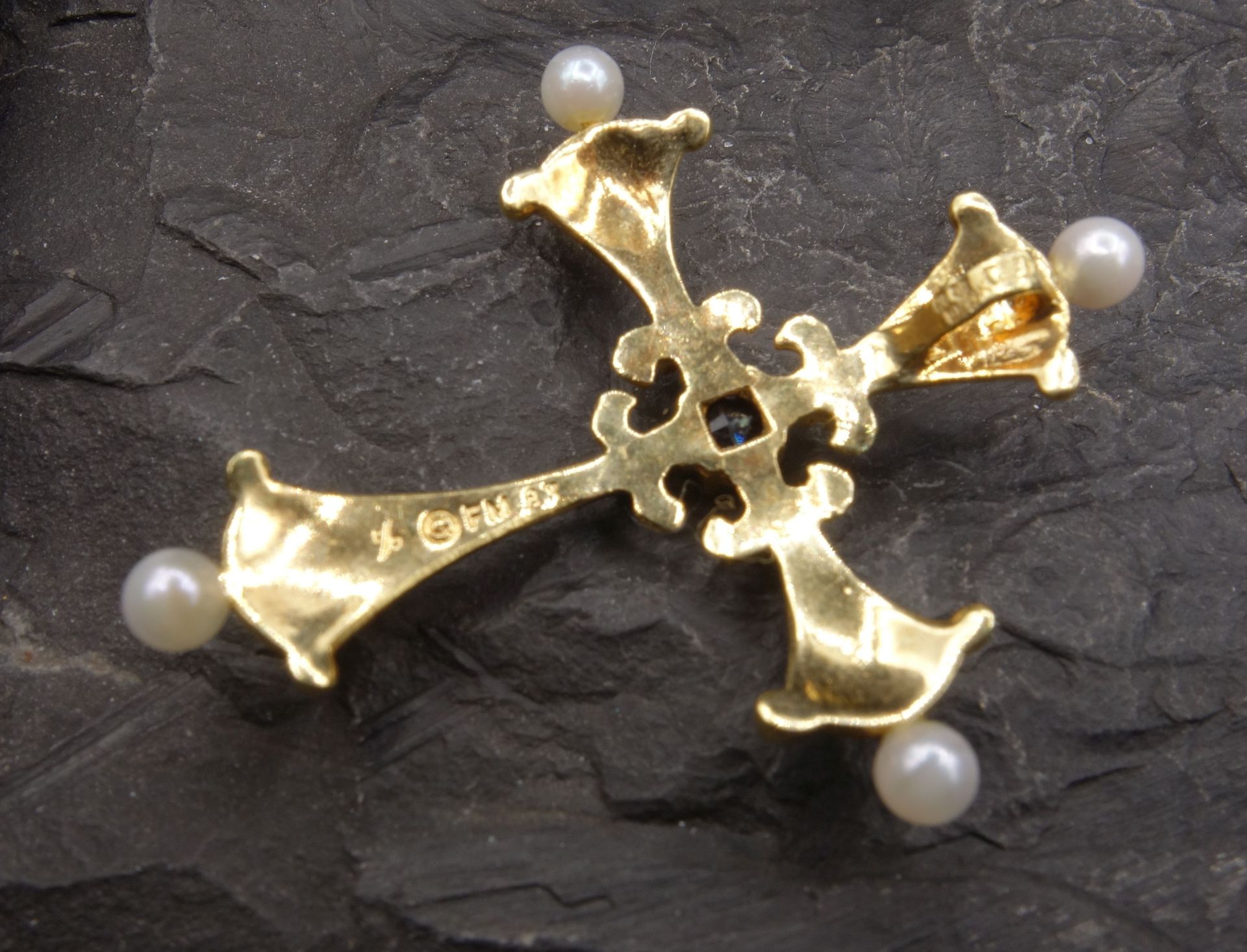 CROSS PENDANT - Image 4 of 4