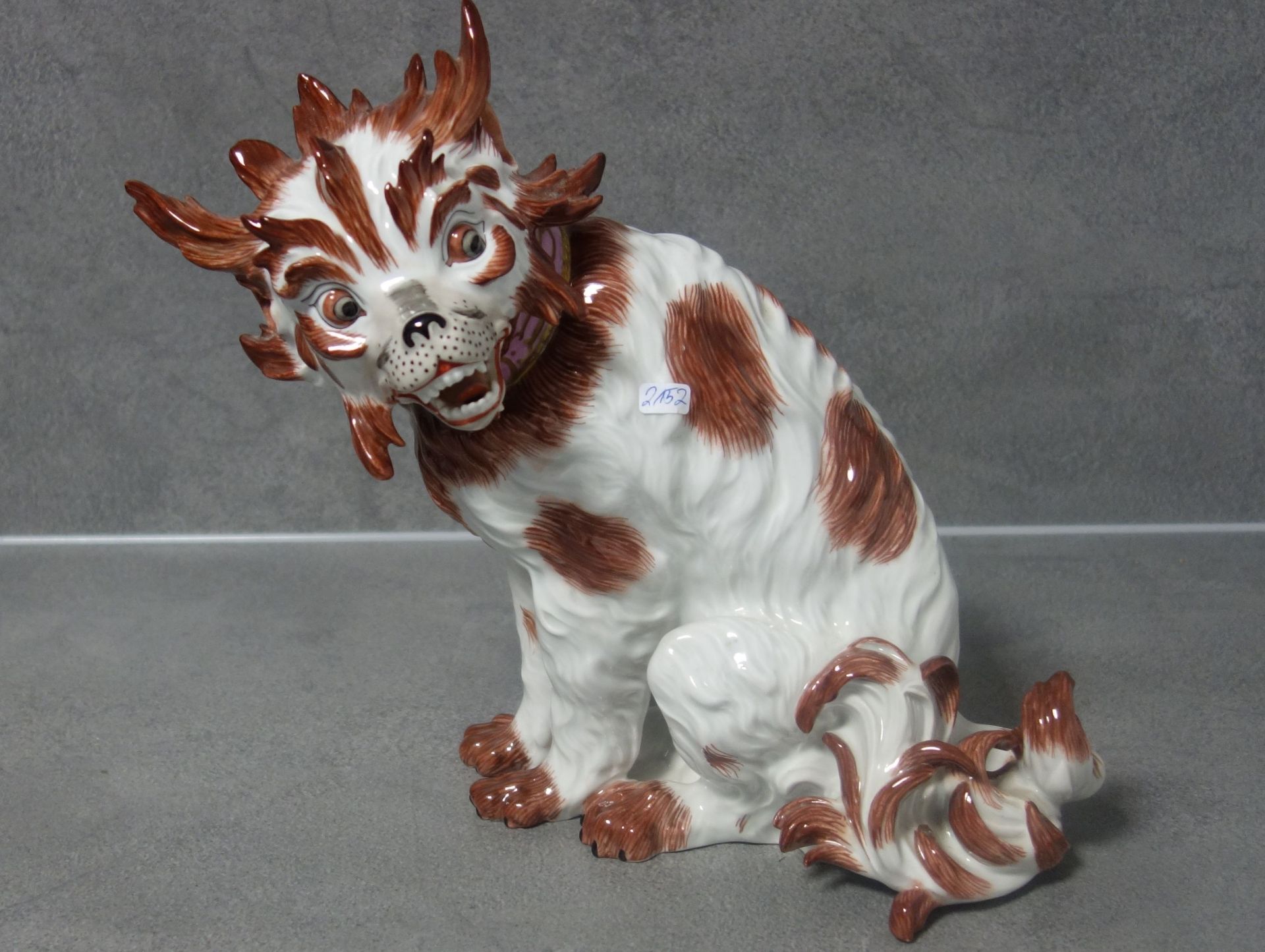 PORCELAIN FIGURE "FO DOG / BOLOGNESE DOG"