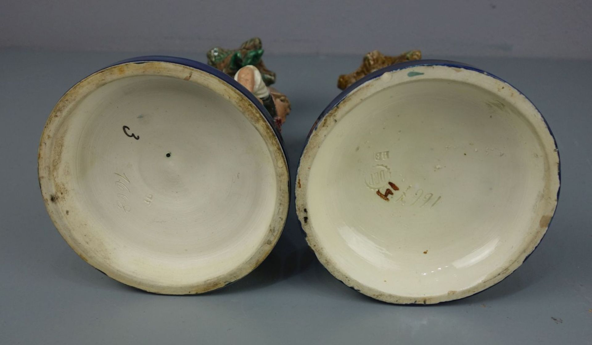 PAIR OF FIGURAL CANDLE STANDS - Image 7 of 8