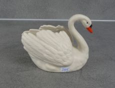 PORZELLANFIGUR "SCHWAN"