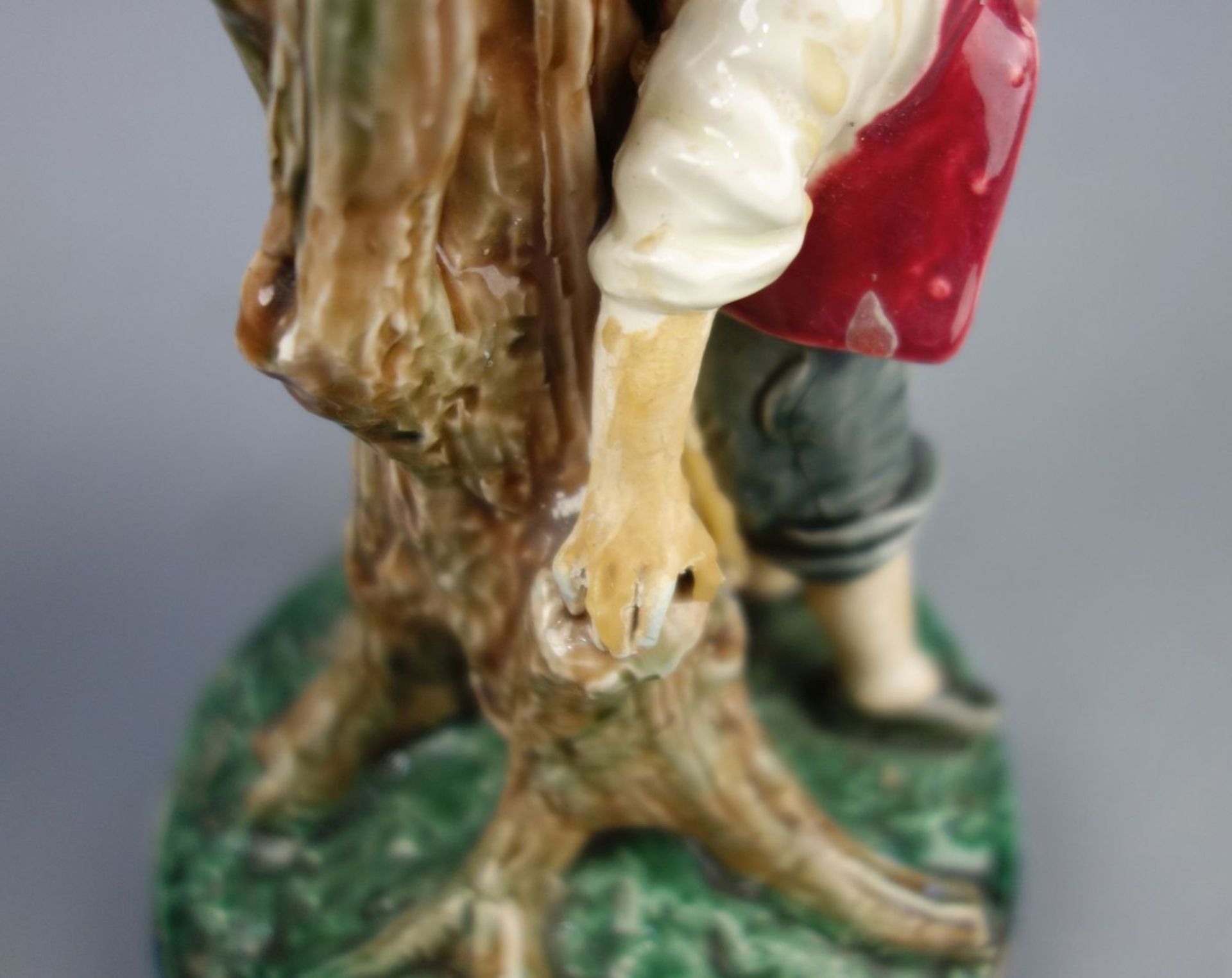 PAIR OF FIGURAL CANDLE STANDS - Image 8 of 8