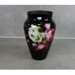 VASE MIT HINTERGLASMALEREI