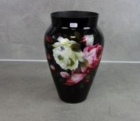 VASE MIT HINTERGLASMALEREI