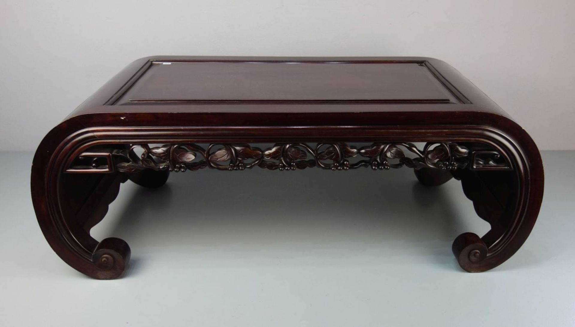 CHINESE TABLE