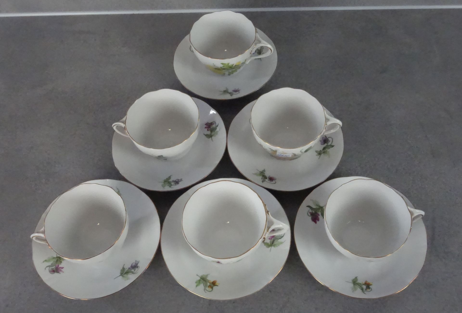 6 COFFEE  OR TEA CUPS - Image 2 of 5