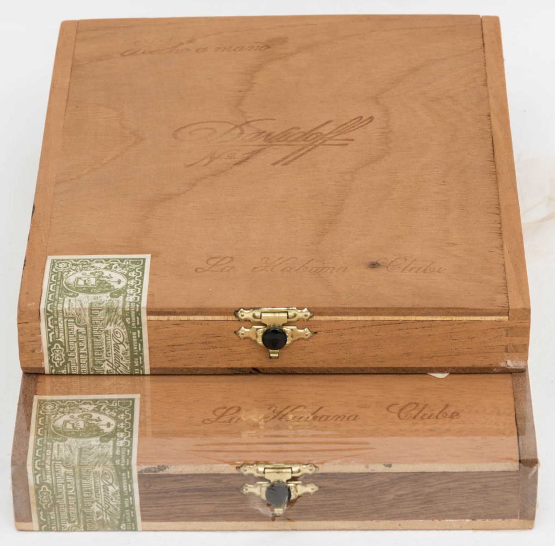 Zwei Davidoff Zigarren, Nr. 1 aus Kuba, originalverpackt.Ungeöffnete Zigarren, versie