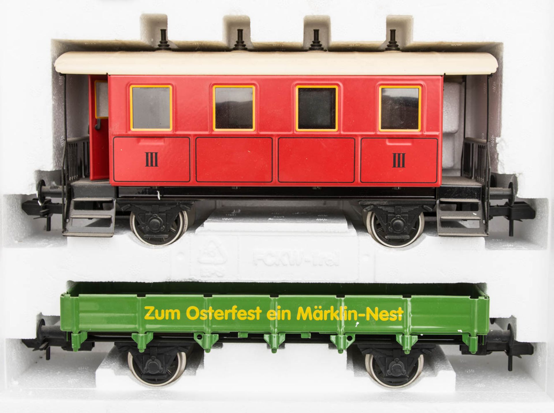 Konvolut Märklin Loks und Wagons Spur 1.-Lok 80031 auf Schienenstück, unbespieltes V - Image 5 of 5