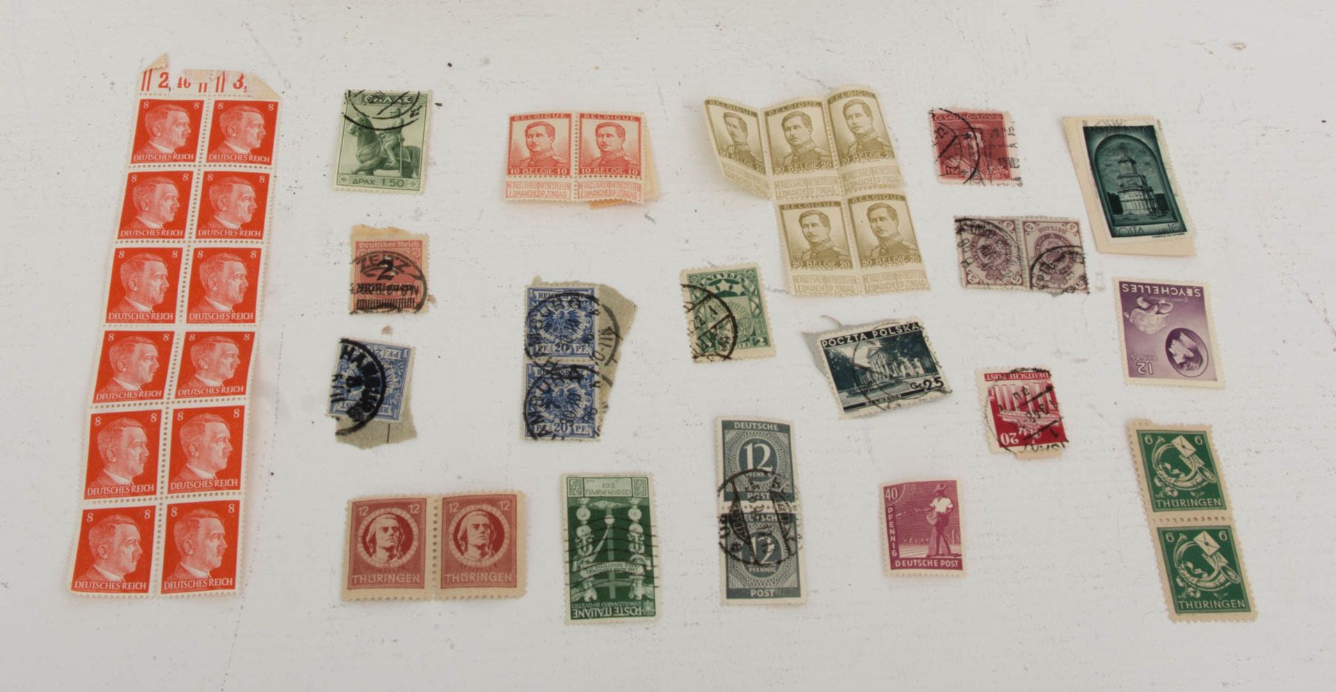 Großes Konvolut Briefmarken und Geldscheine.Großes Konvolut bestehend aus sehr viele - Bild 2 aus 3