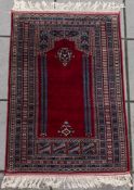 Gebets-/Wandteppich, Türkei.Wolle, mit Ösen zum Aufhängen128cm x 78cm