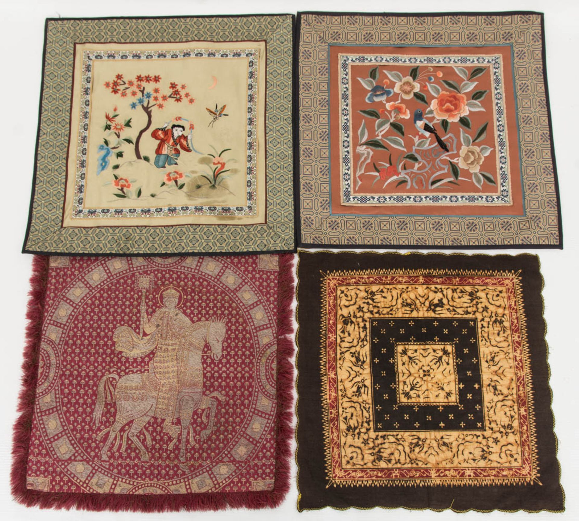 23 asiatische Deckchen figürlich, florale und paradisische Muster.10 Quadratische, 3 - Image 3 of 6