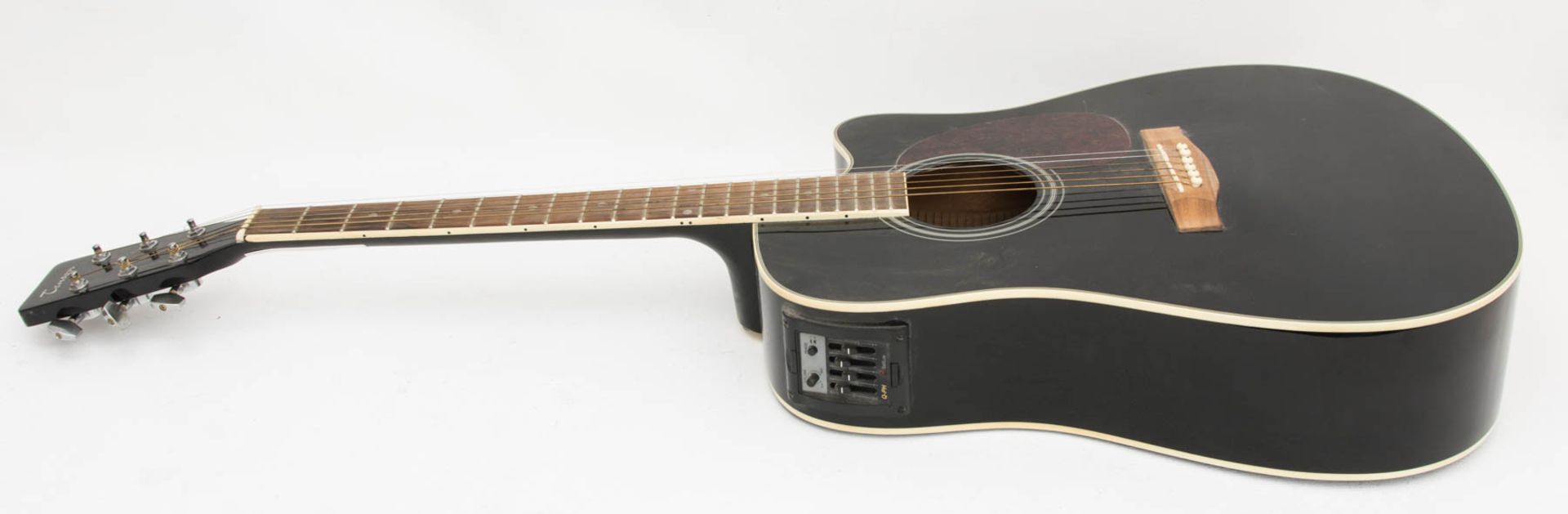 Tenson E-Gitarre.E-Acoustic Guitar D10-CE. Guter Zustand.L. 104 cm.