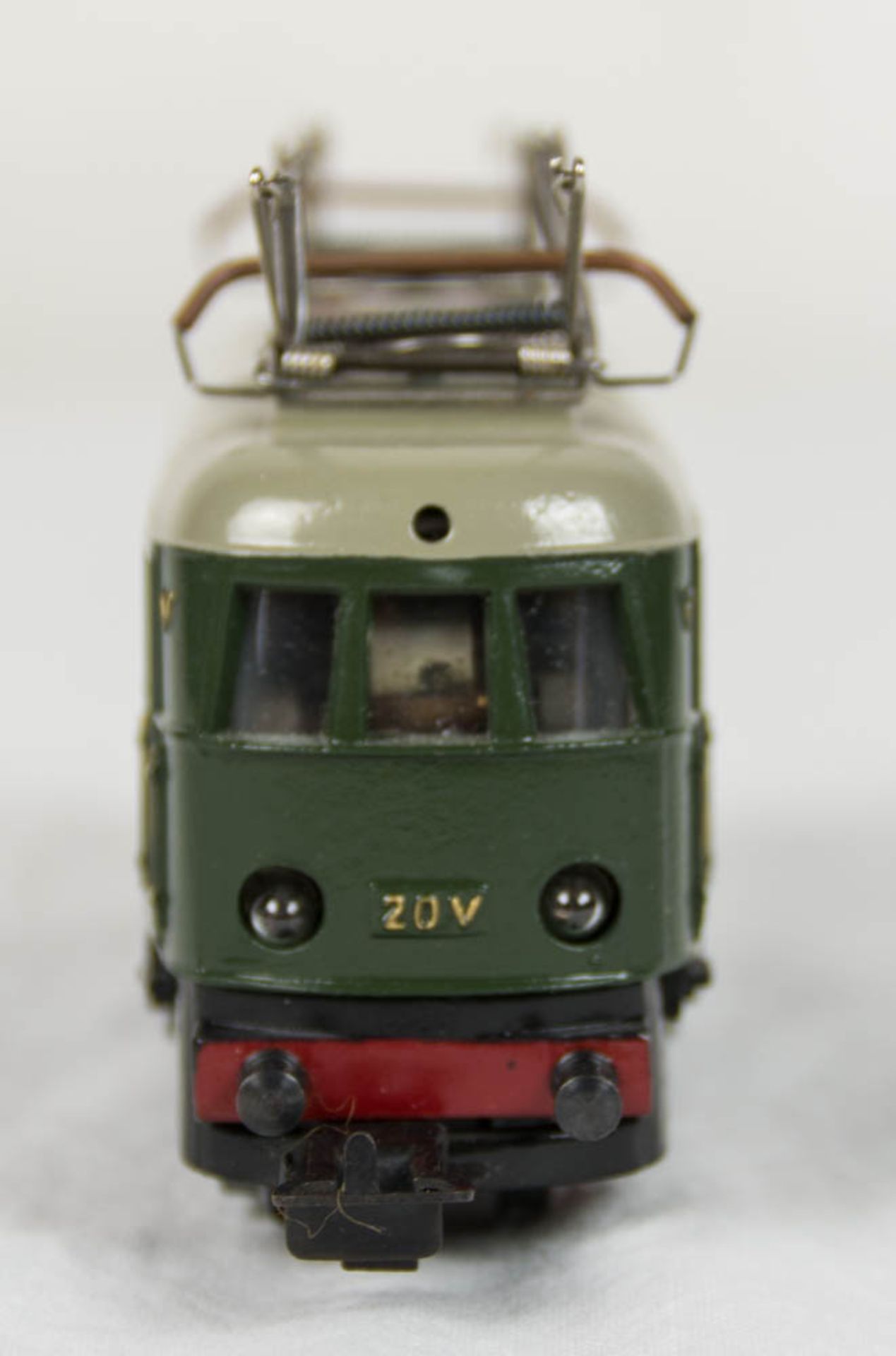 Märklin Lok ES 800 Elektrolok Guss-Grün.