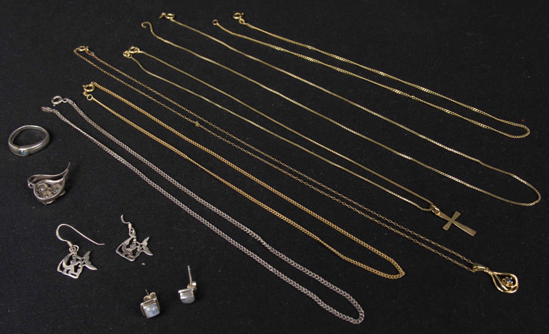 Konvolut von Modeschmuck, Gold Doublé und Sterling Silber.