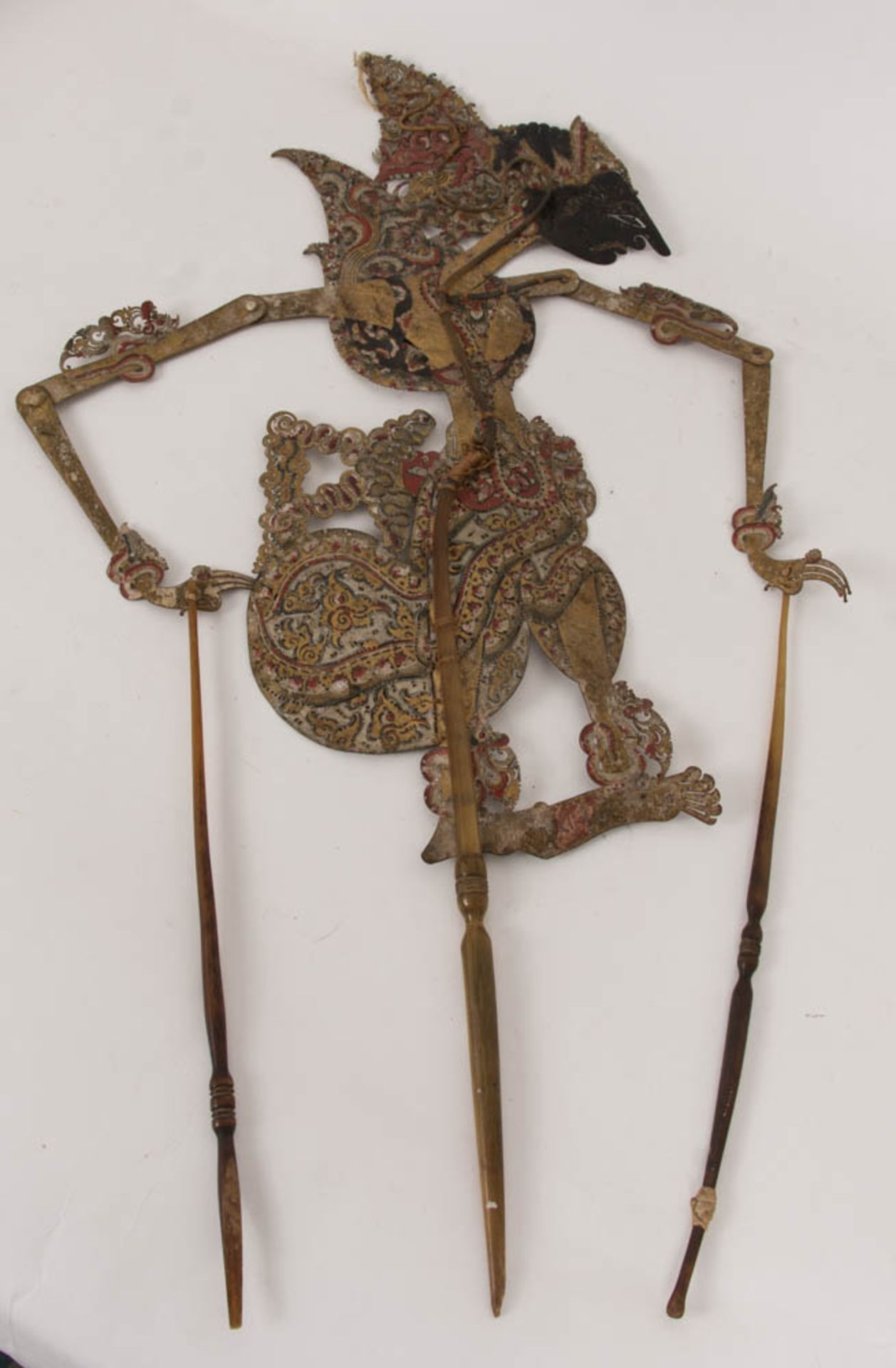 Wayang Kulit Figur, feiner Farbauftrag auf Leder, Yogyakarta Bali, 20. Jh. - Image 8 of 13