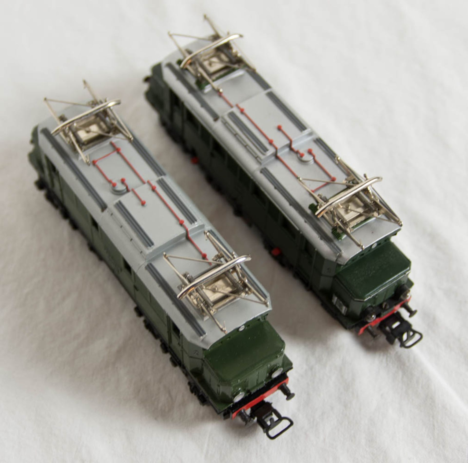 Zwei Märklin Loks E 44039 und SE 800. - Image 4 of 10