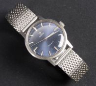 Omega Geneve mit Handaufzug.