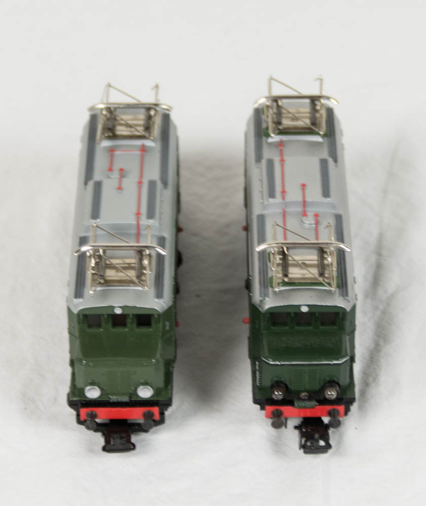 Zwei Märklin Loks E 44039 und SE 800.