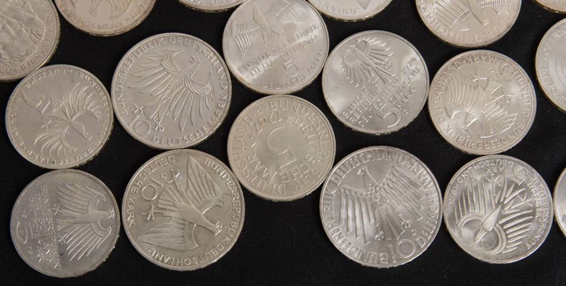 BRD: Silbergedenkmünzen 336,52g Feinsilber. - Bild 17 aus 21
