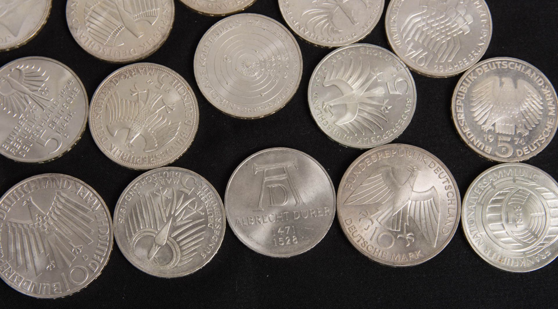 BRD: Silbergedenkmünzen 336,52g Feinsilber. - Bild 18 aus 21