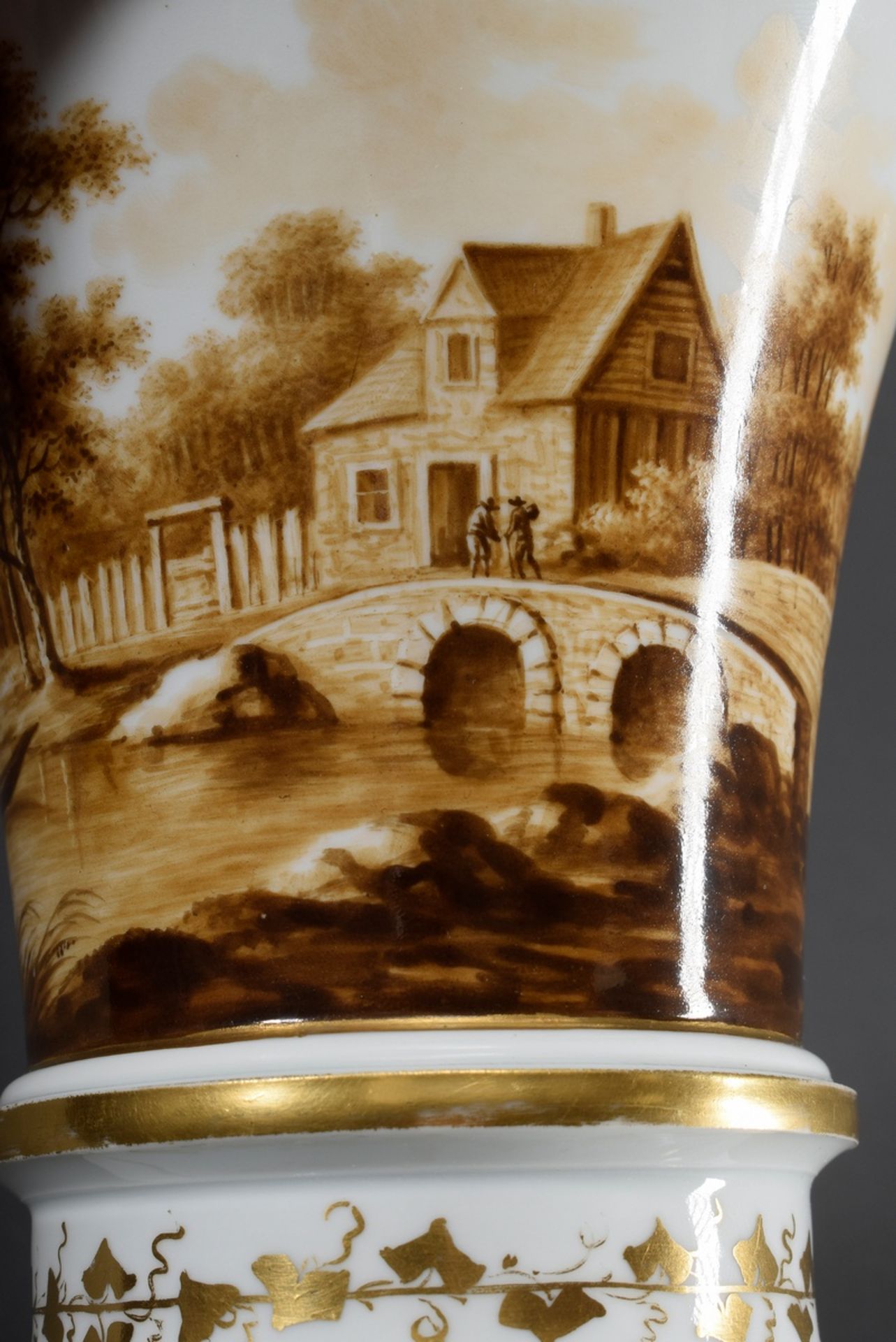 Biedermeier Fürstenberg Kratervase mit umlaufender Sepiamalerei "Landschaft mit - Image 4 of 5