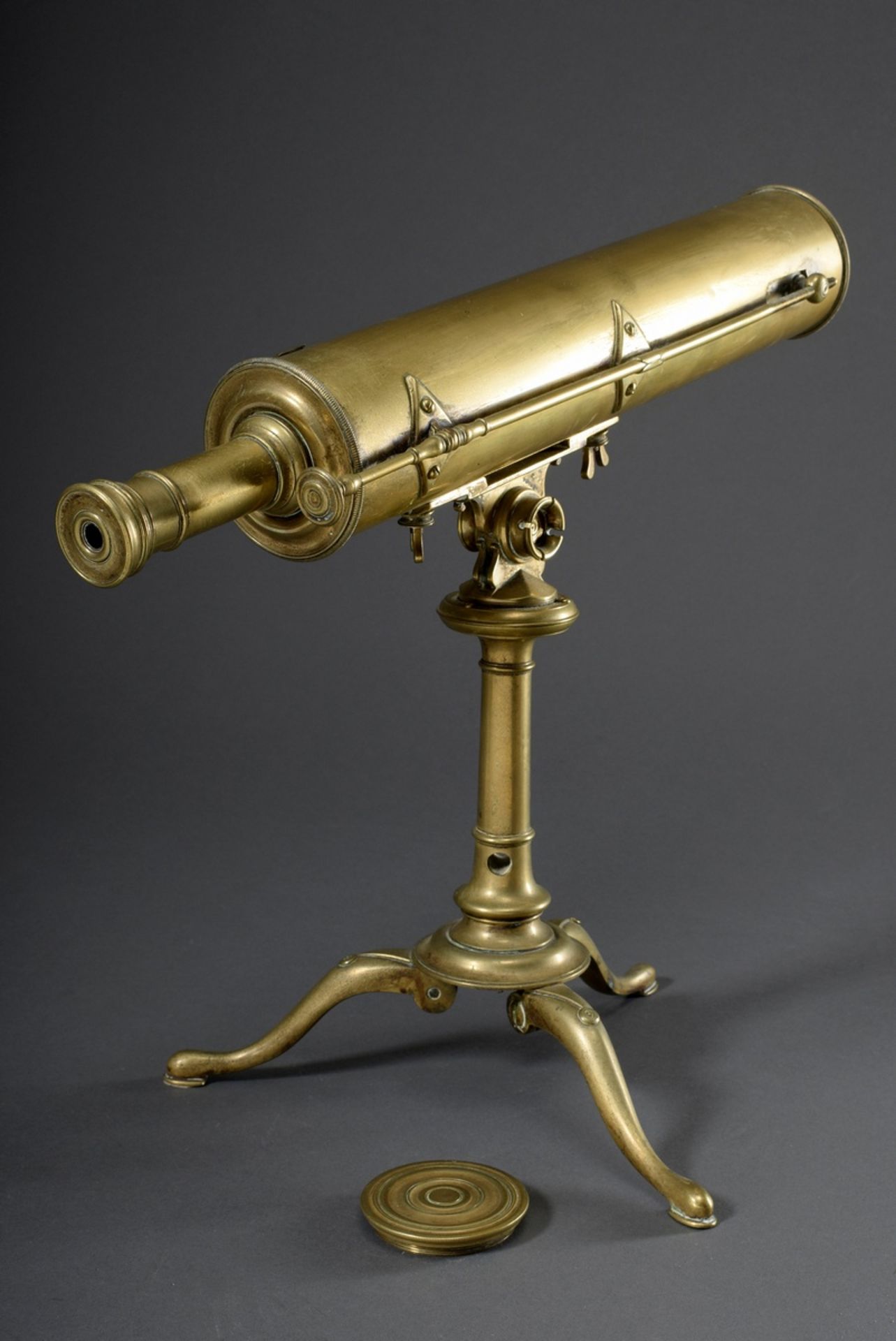 Messing Spiegelteleskop auf Dreifuß mit seitlich angebrachtem Visier, England u - Bild 6 aus 10