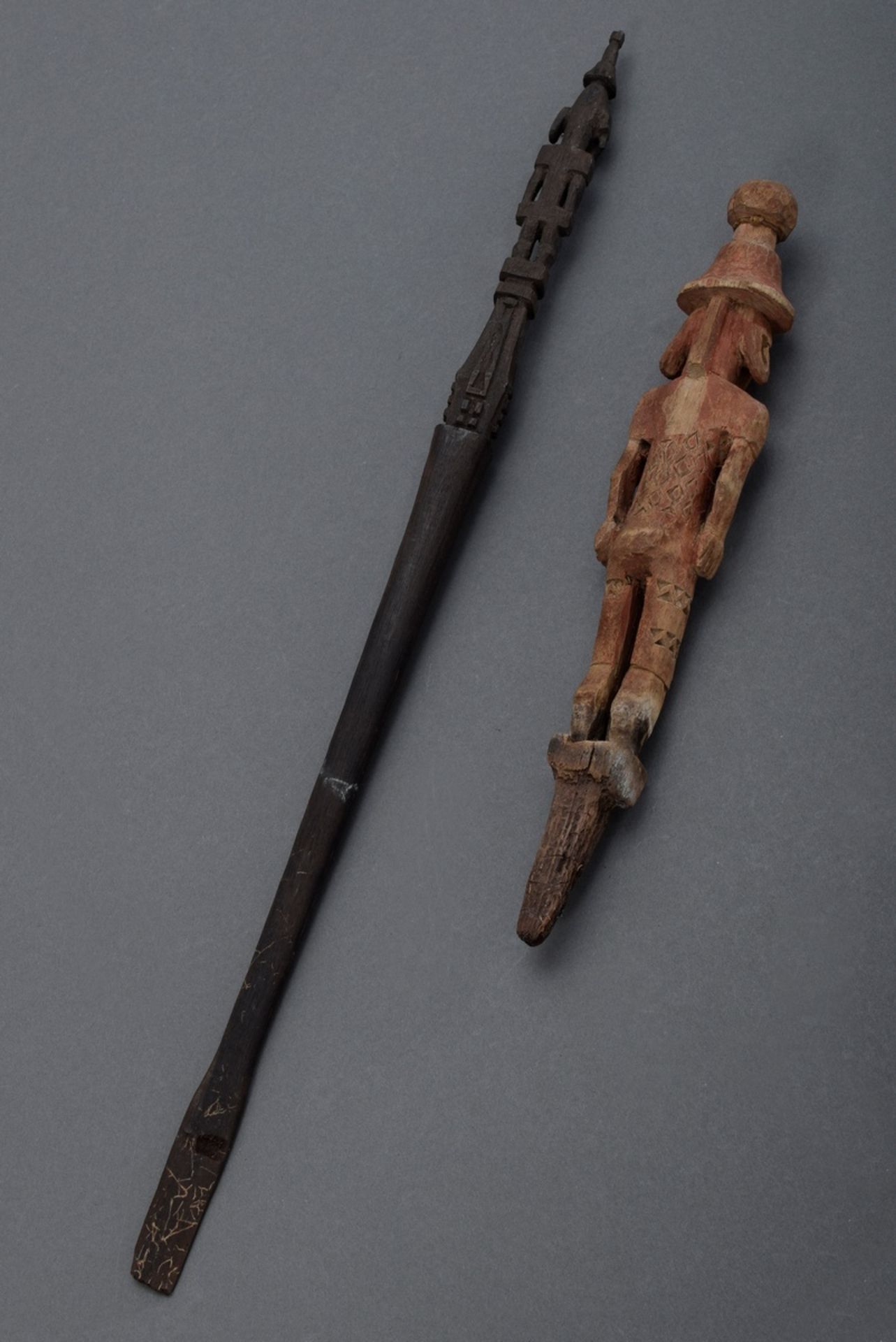 2 Diverse Teile Stammeskunst: Geschnitzter Holz Spachtel mit figürlichem Griff - Bild 7 aus 7