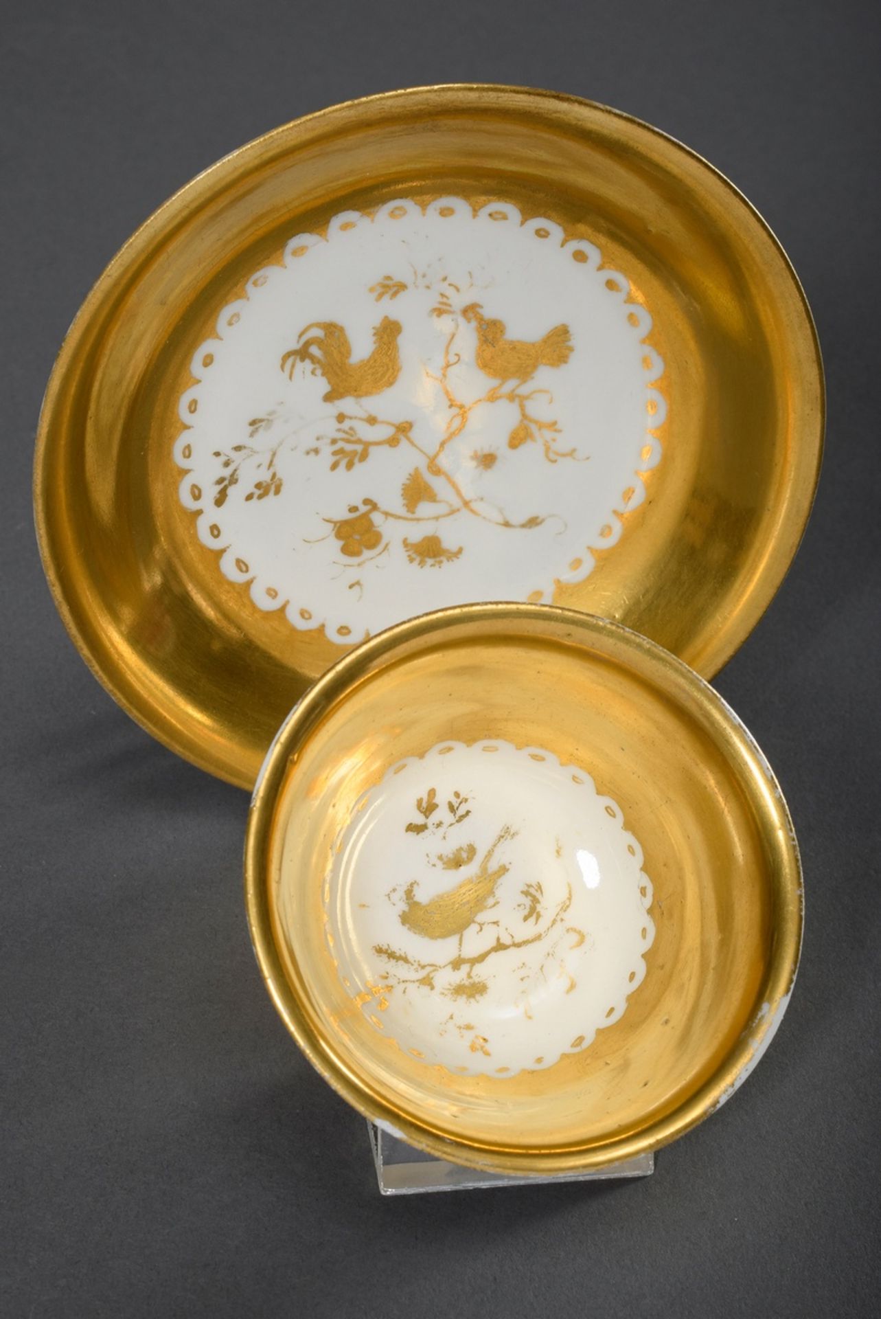 Frühes Meissen Koppchen auf Untertasse mit breitem Goldrand und goldradierter V - Image 3 of 7