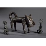 3 Diverse Ashanti Goldgewichte: Leopard und Figurenpaar, Bronze, Ghana, 8x13cm,