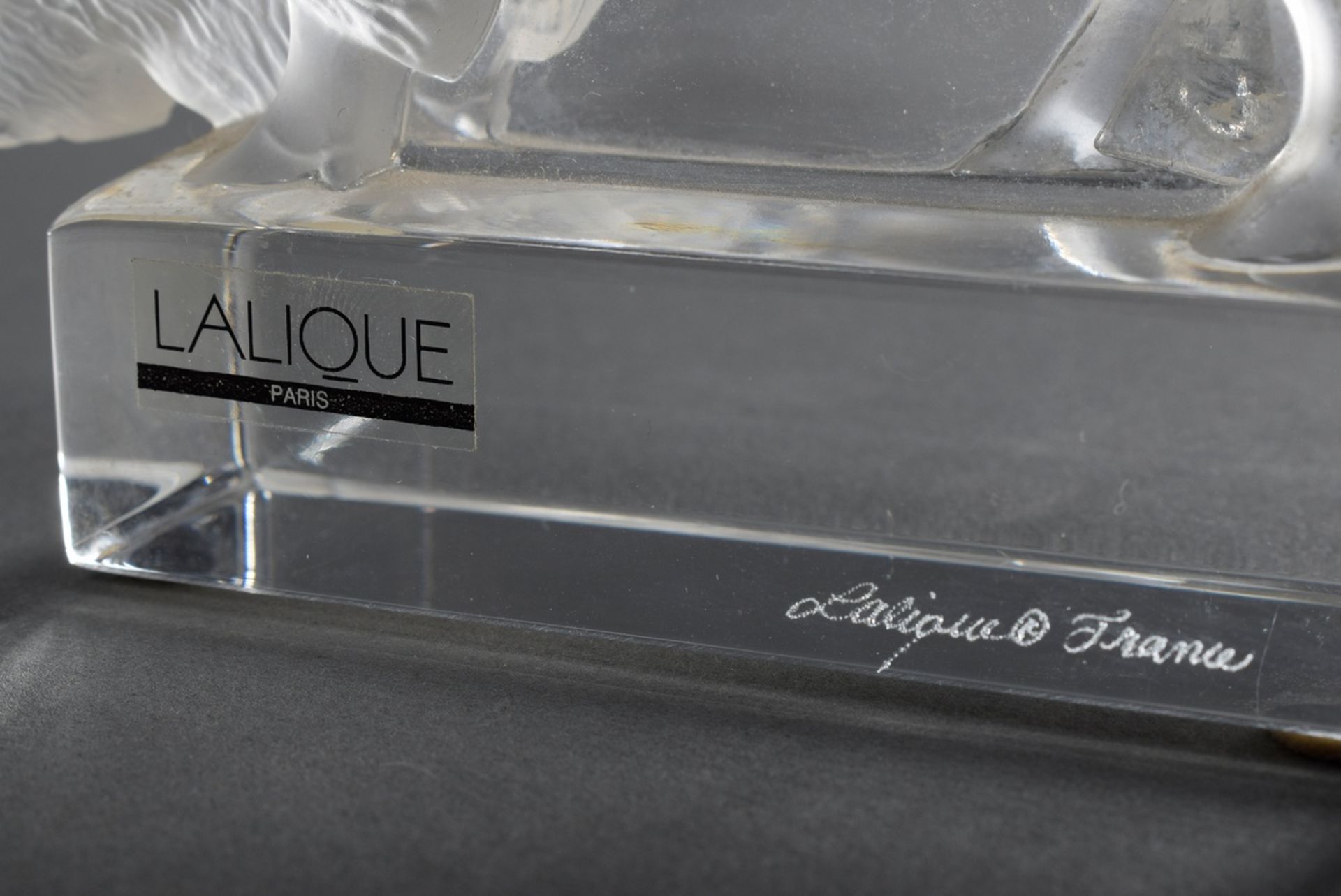 Lalique Glas Briefbeschwerer "Bison", sign.: "Lalique, France", 10x13cm - Bild 5 aus 5