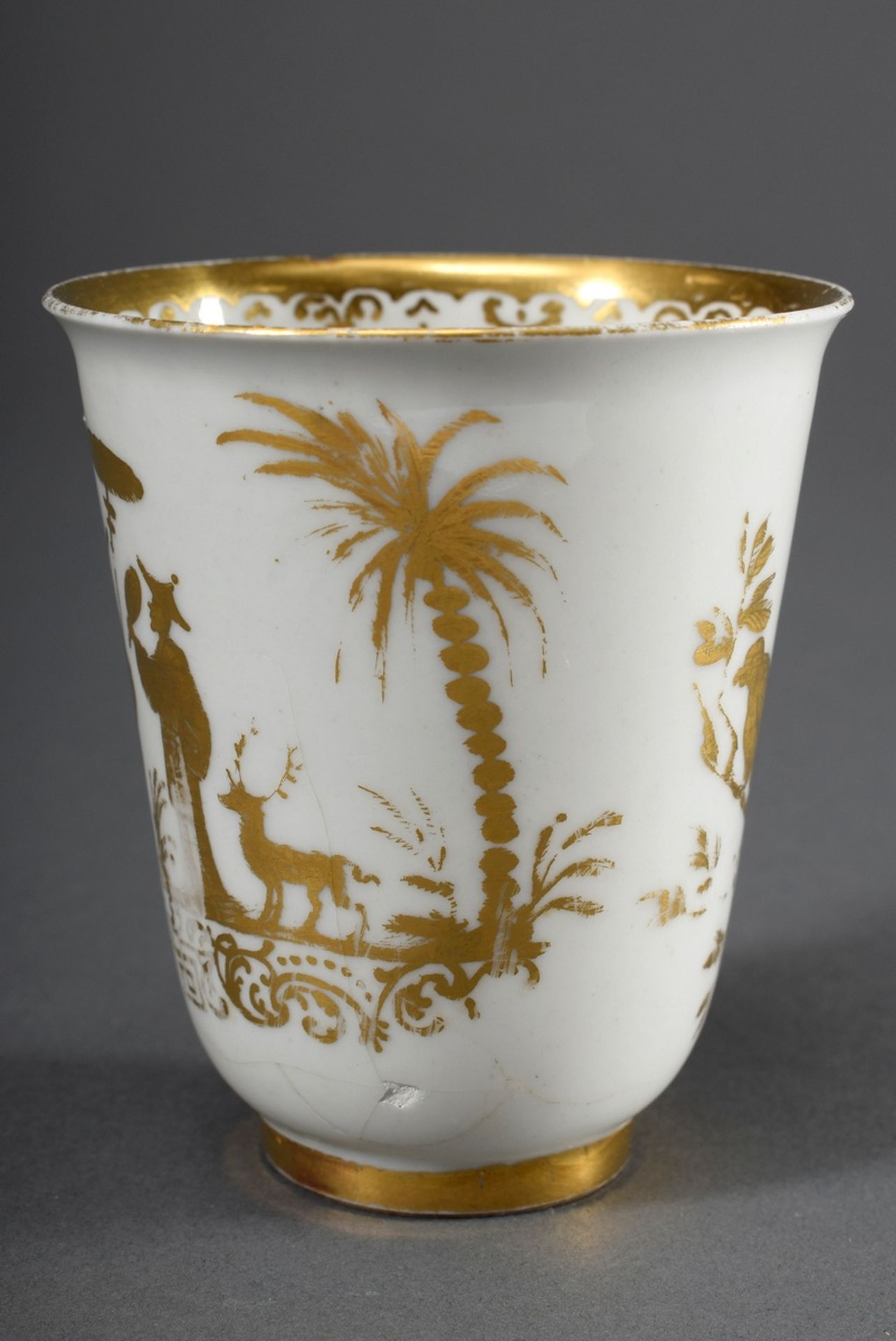 Früher Meissen Becher mit feiner goldradierter Bemalung "Chinoiserien" (von Abr - Image 2 of 10