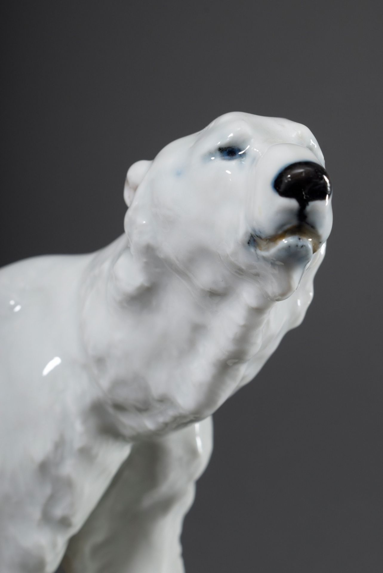 Meissen Figur "Schreitender Eisbär", dezent farbig staffiert, Entw: um 1905 Ott - Bild 3 aus 4