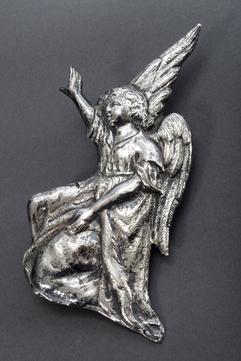 Beschlag "Kniender Engel", Silber (ohne Punze), H. 12cm