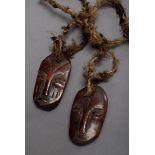 2 Diverse Amulette oder Passport Masken, Lega, Ostkongo, 1. Hälfte 20.Jh., Elf