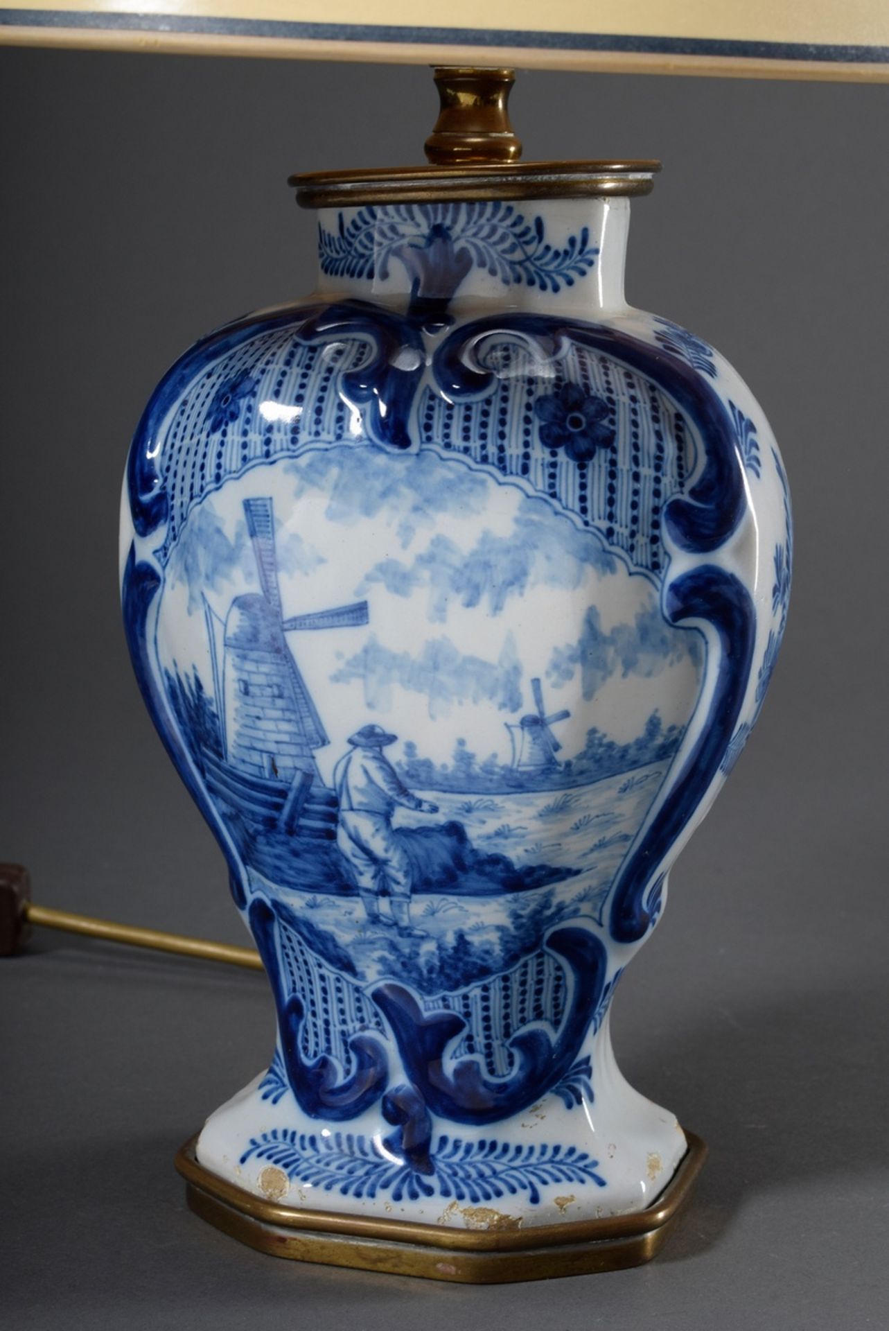 Kleine Delft Vase "Landschaft mit Windmühlen" in Blaumalerei, De Klaauw, als La - Bild 2 aus 6