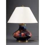 Moorcroft Vase „Granatäpfel und Vögel", Keramik glasiert, als Lampe montiert, H