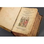 Band "Biblia Sacra" in lateinischer Sprache, Holzdeckel mit Pergament überzogen